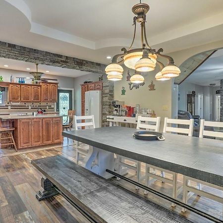 Spacious Group-Friendly Georgia Home On Lake Trenton Екстериор снимка
